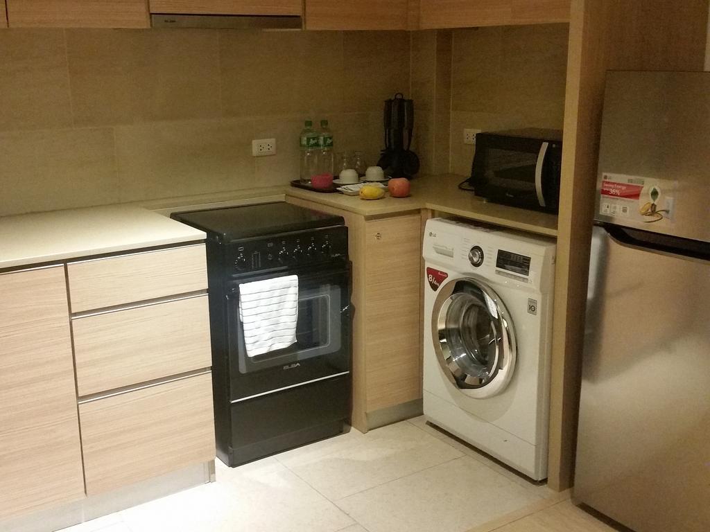 Shang Luxury Suites Mandaluyong Rom bilde