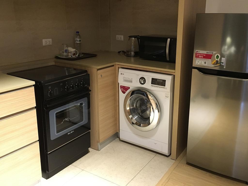 Shang Luxury Suites Mandaluyong Rom bilde